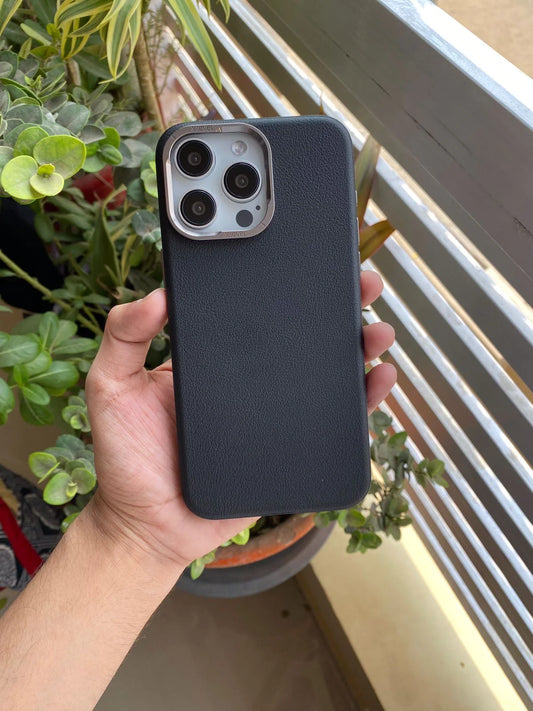 X Level Slim Leather Case with Metal Camera Ring for 16 Pro Max (BLACK)