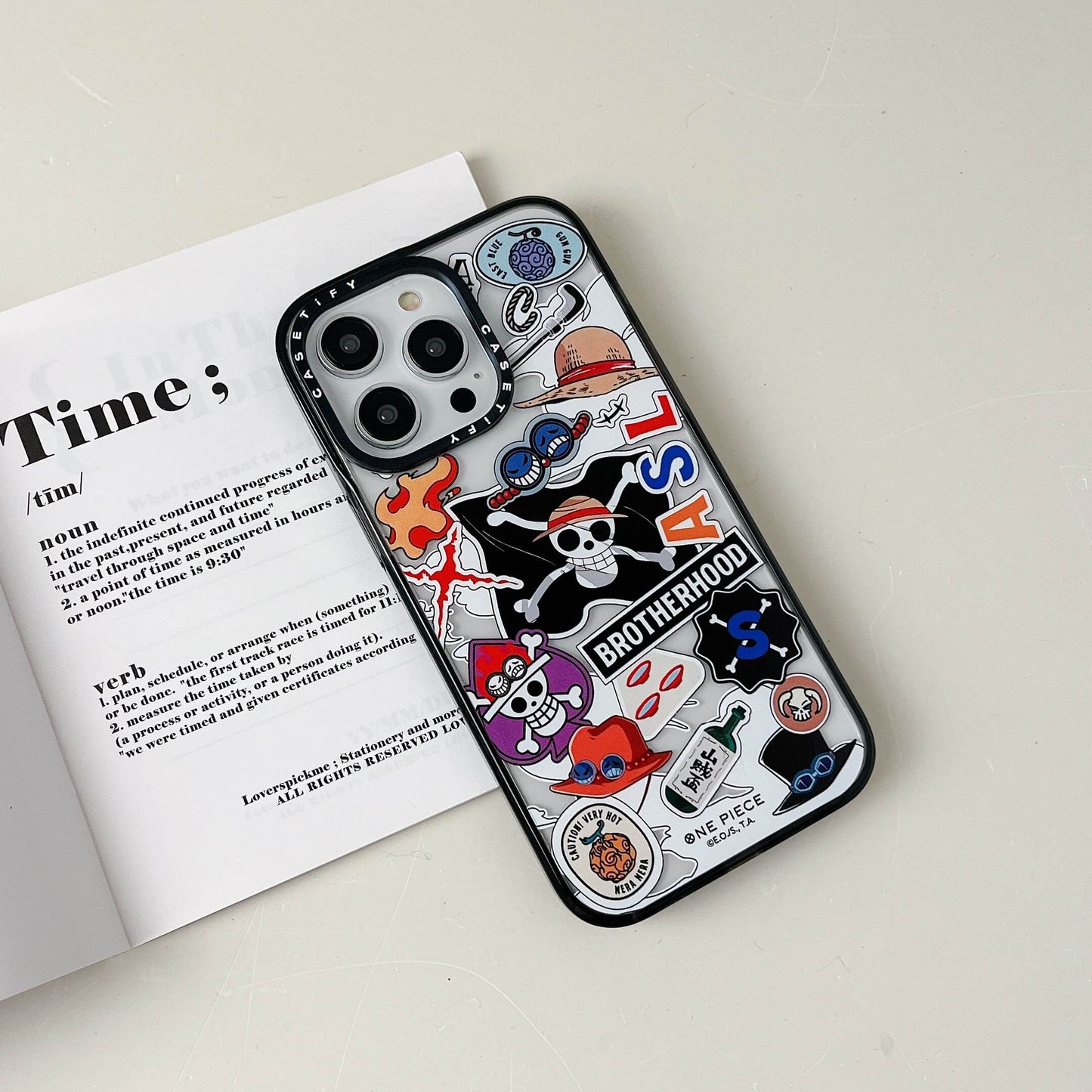 Designer Transparent Case for iPhone 14