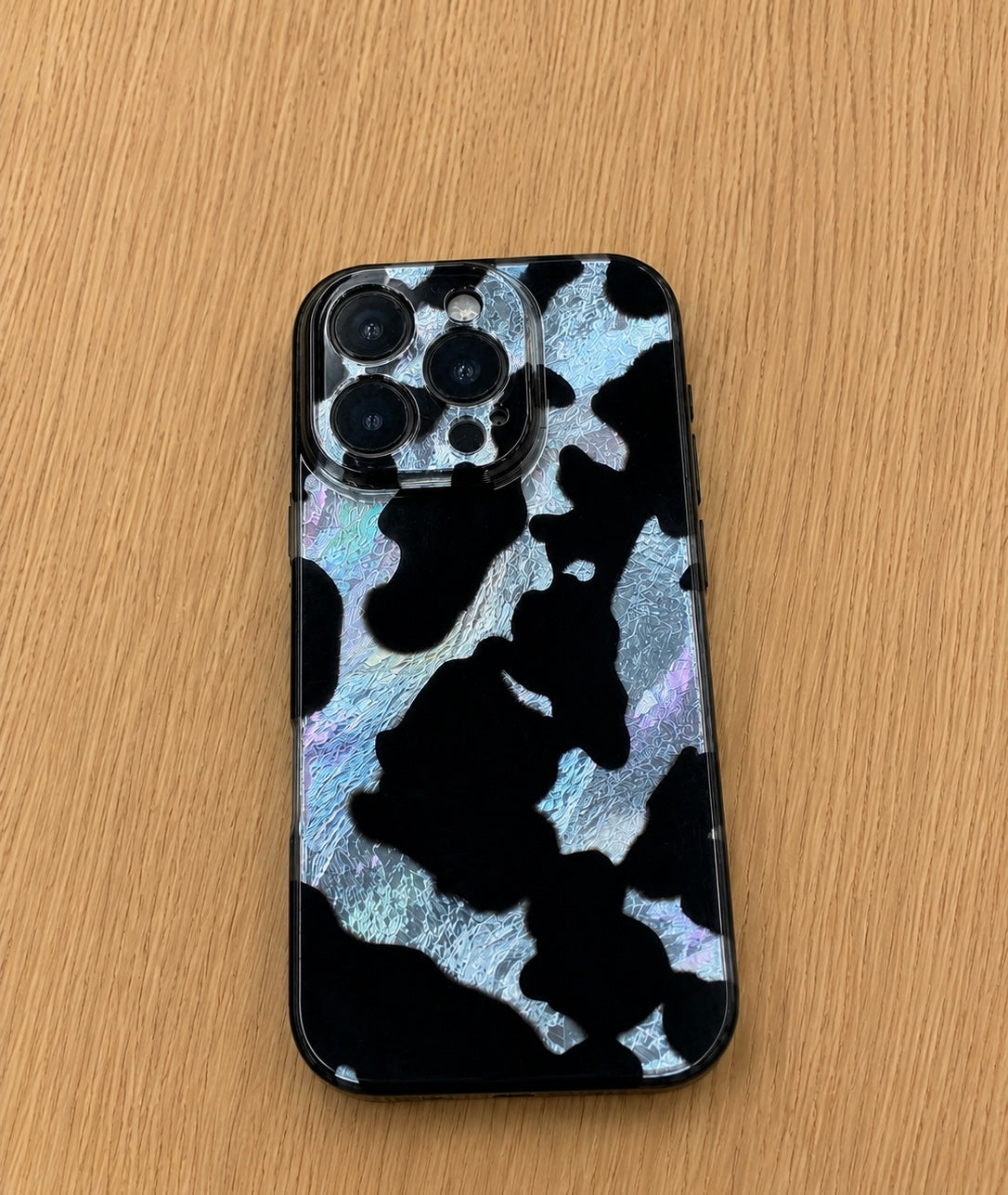 Animal Pattern Case For iPhone16 Pro(Black/Silver)