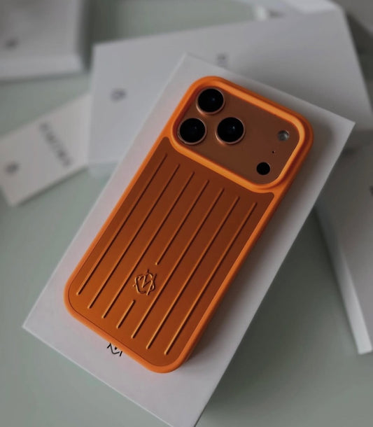 Aluminium Phone Case For iPhone 17 pro(Orange)